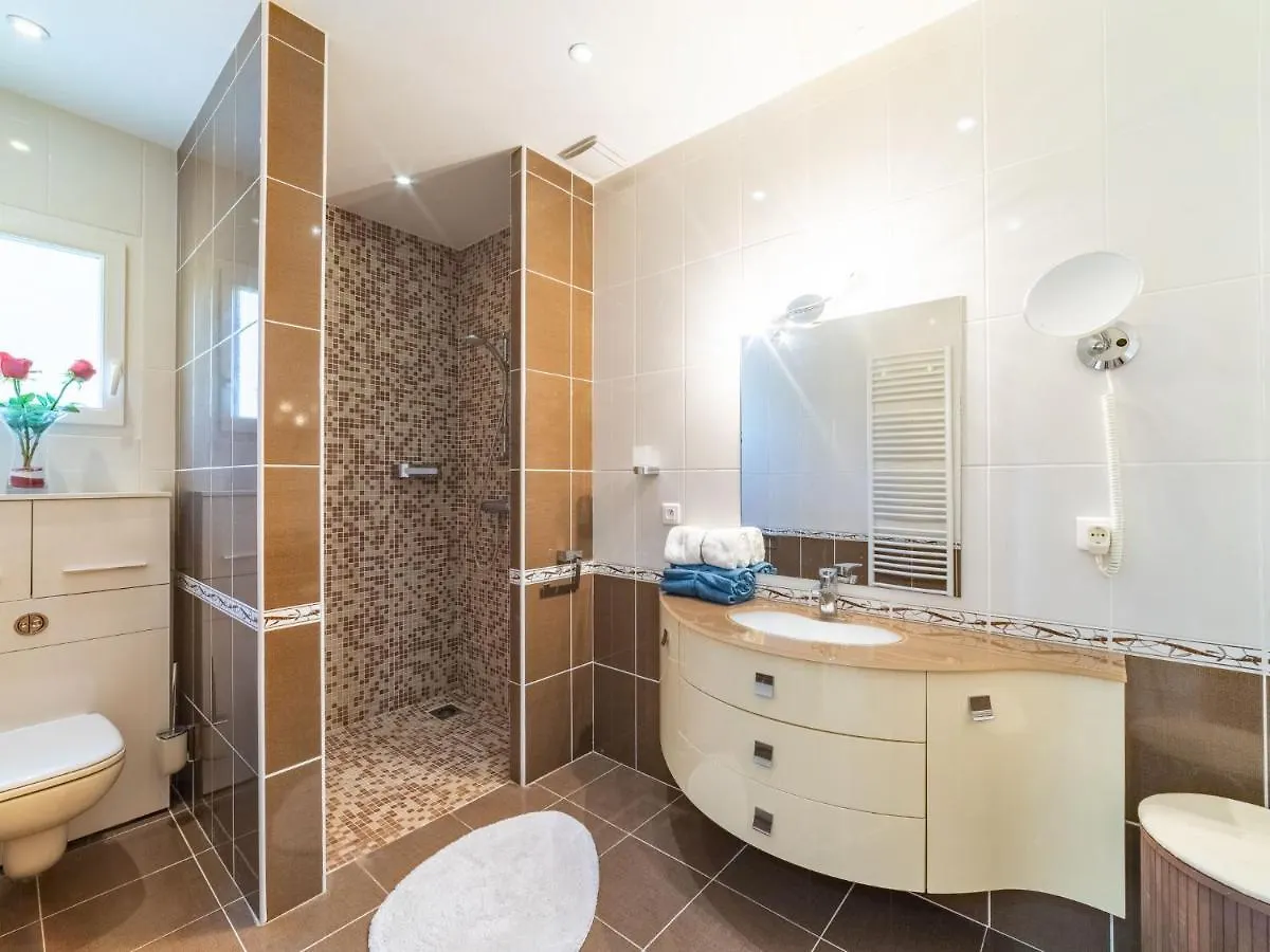 Holiday Home Maison Boutons D'Or By Interhome Bormes-les-Mimosas 0*,  France